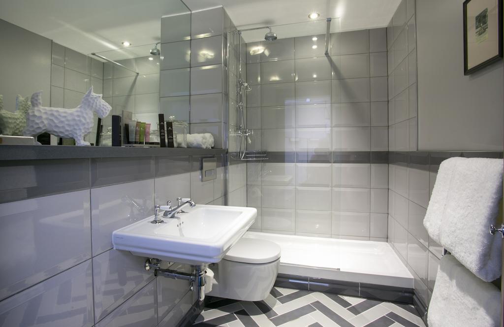 Hotel Dog And Fox Londres Habitación foto